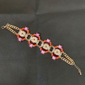 Multicolored stones on chain link bracelet